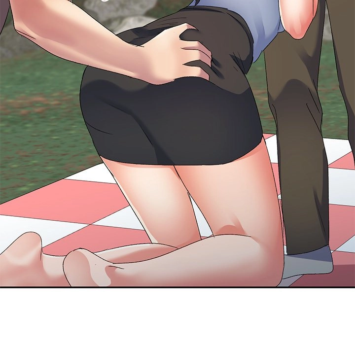 Read Naughty Nieces chapter 31 image 12 on Lezhin