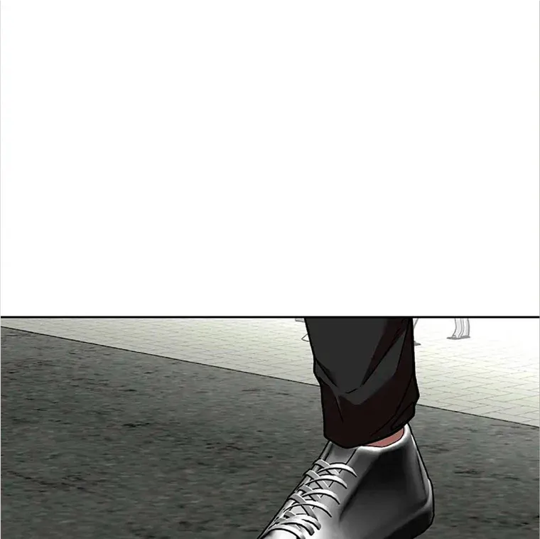 Read Neck and Neck chapter 17 image 4 on Lezhin