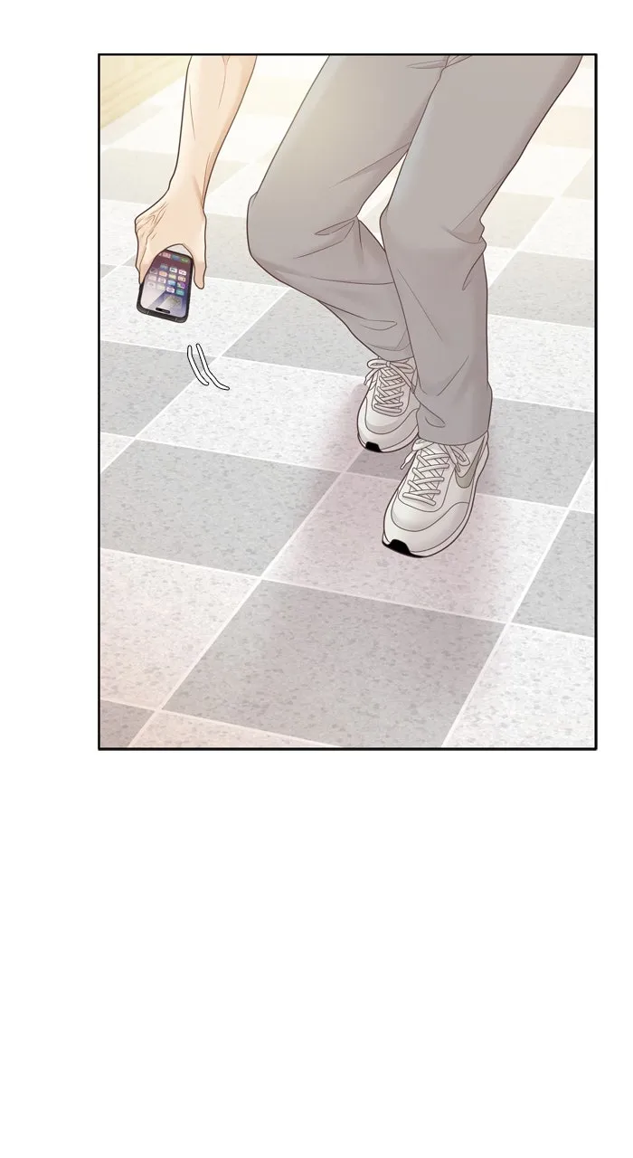 Read Odd Girl Out chapter 451 image 32 on Lezhin