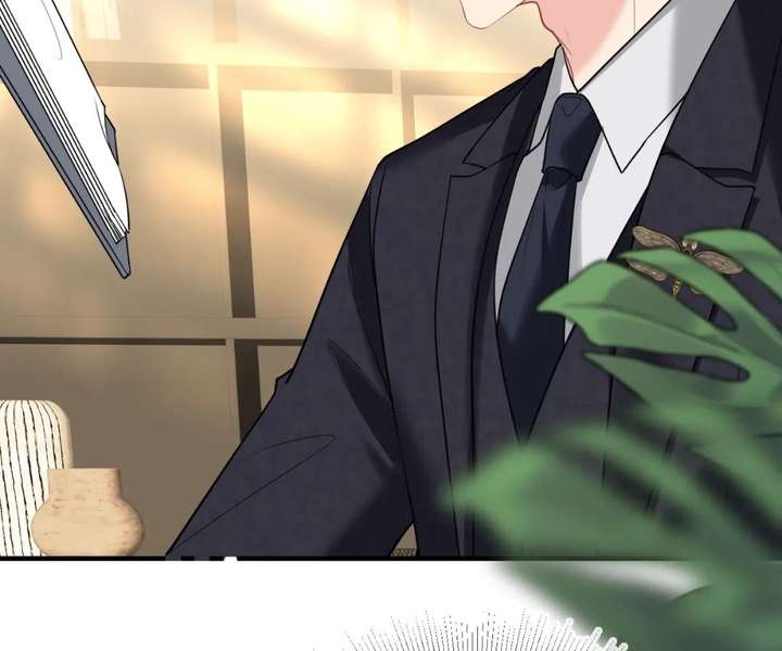 Read Overstepping Kiss chapter 42 image 19 on Lezhin