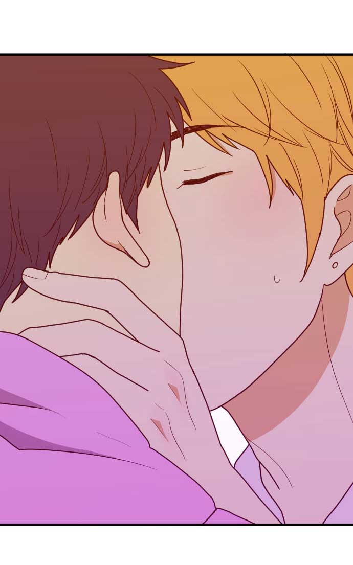 Read RoomXMate chapter 59 image 43 on Lezhin
