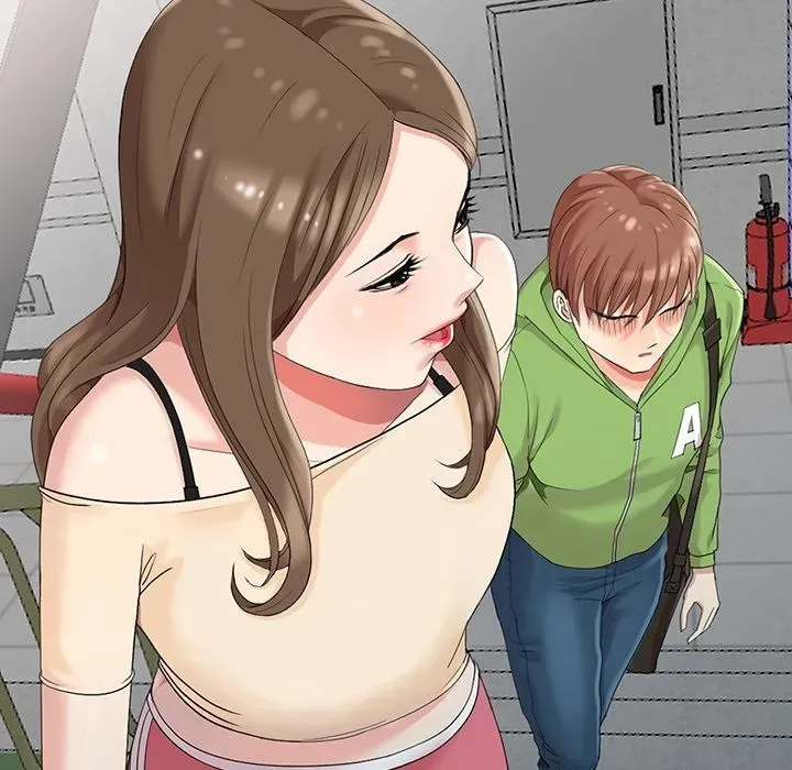 Read Secret Hideout chapter 0 image 33 on Lezhin