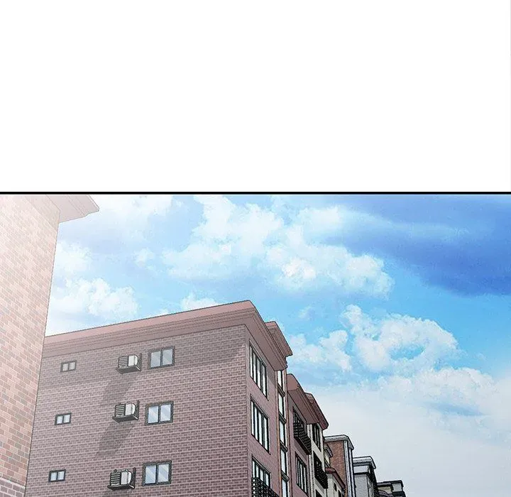 Read Secret Hideout chapter 18 image 35 on Lezhin