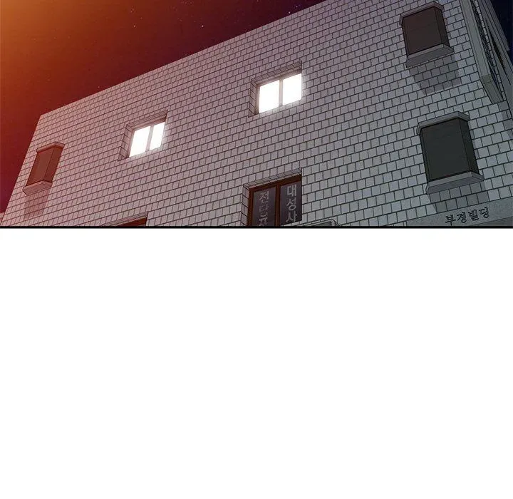 Read Secret Hideout chapter 19 image 18 on Lezhin