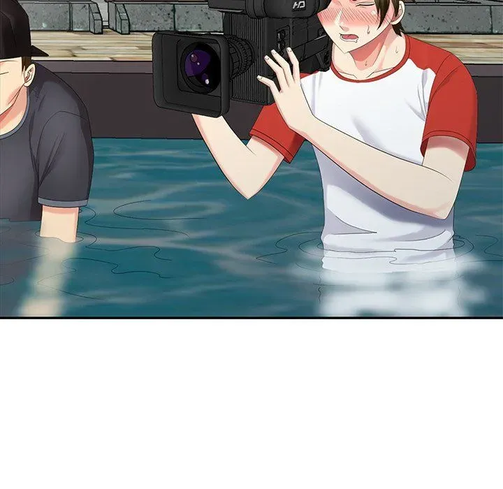 Read Secret Hideout chapter 35 image 31 on Lezhin