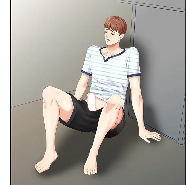 Read Secret Hideout chapter 4 image 66 on Lezhin