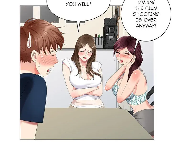 Read Secret Hideout chapter 43 image 34 on Lezhin