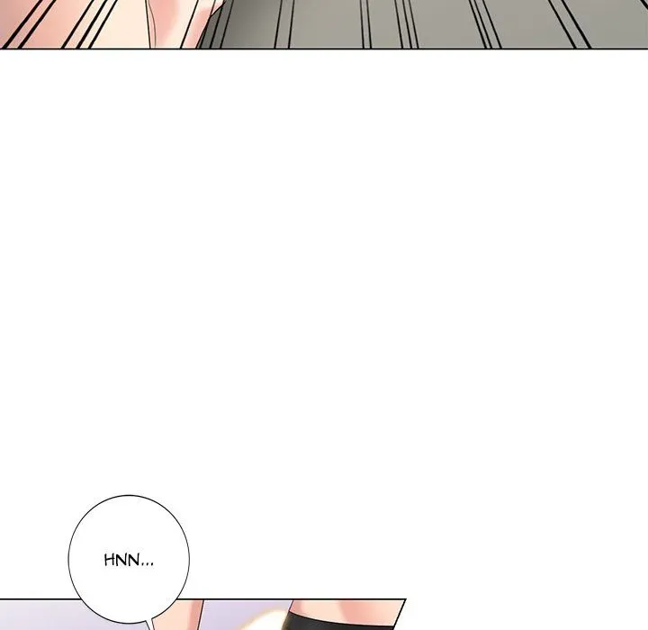 Read Secret Hideout chapter 45 image 9 on Lezhin