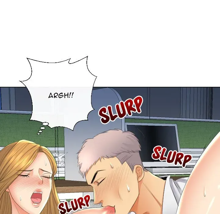 Read Secret Offer chapter 18 image 35 on Lezhin