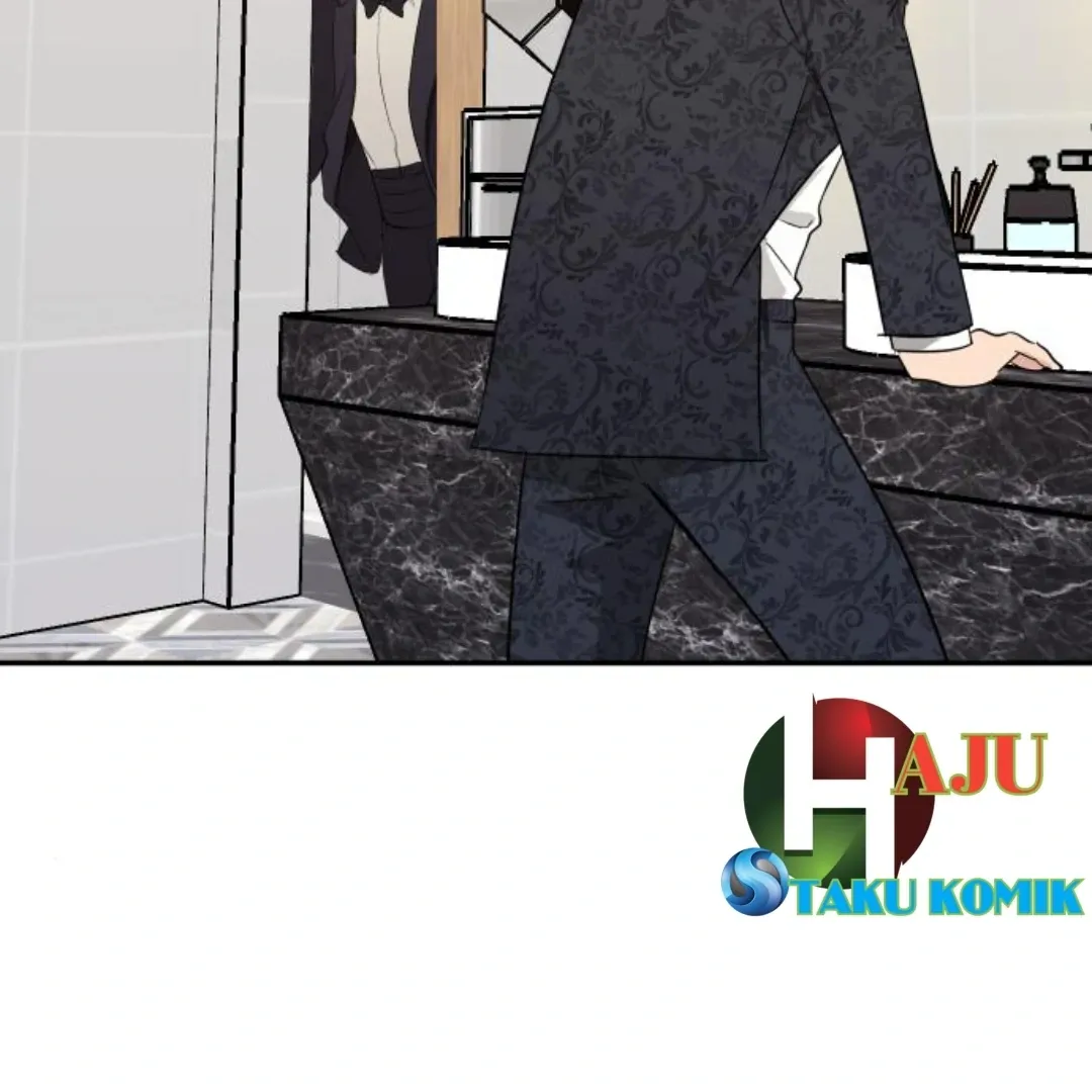 Secretary in Power Chapter 29 page 81 - 