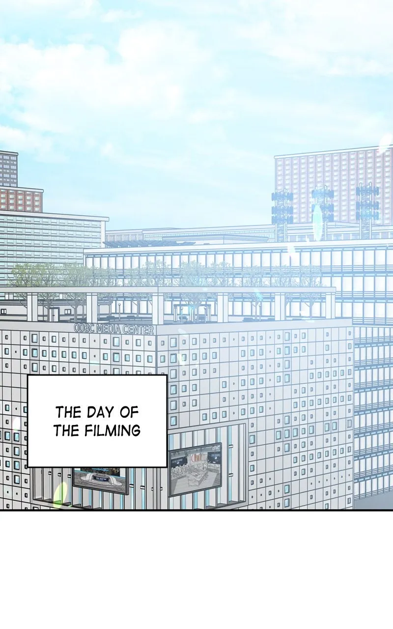 Read Selfish Romance chapter 44 image 25 on Lezhin