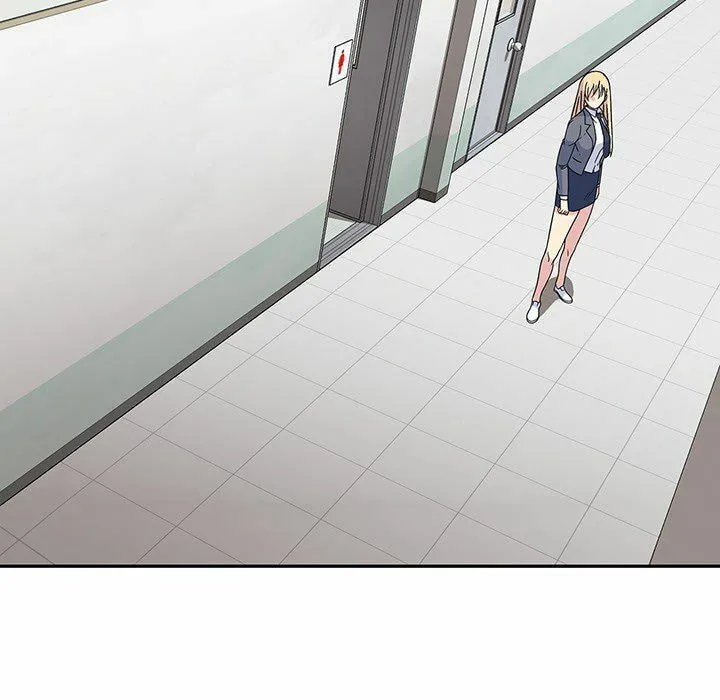 Read Springtime for Blossom chapter 17 image 18 on Lezhin