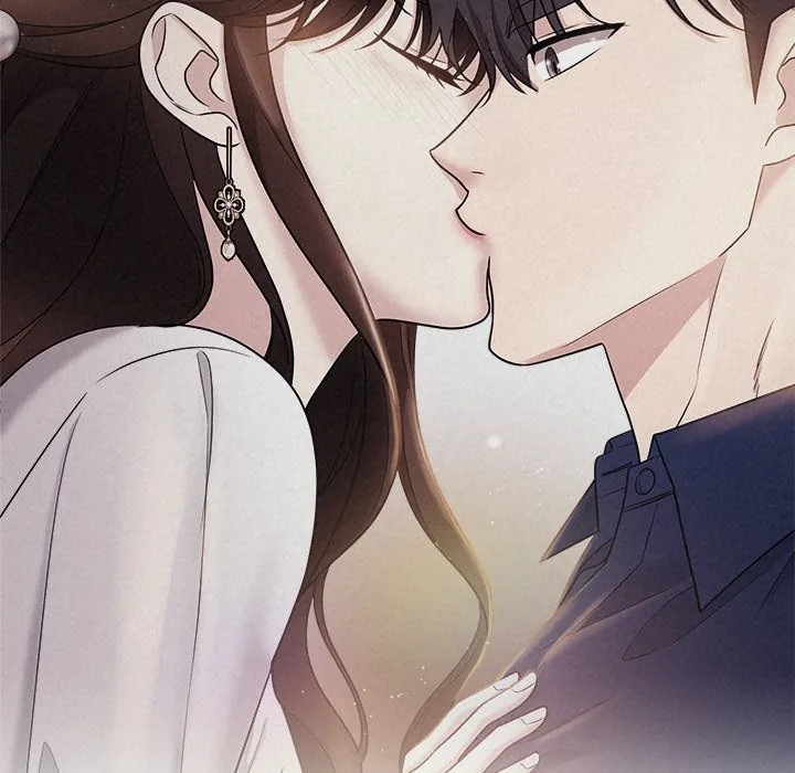Read Suffocating Night chapter 0 image 15 on Lezhin