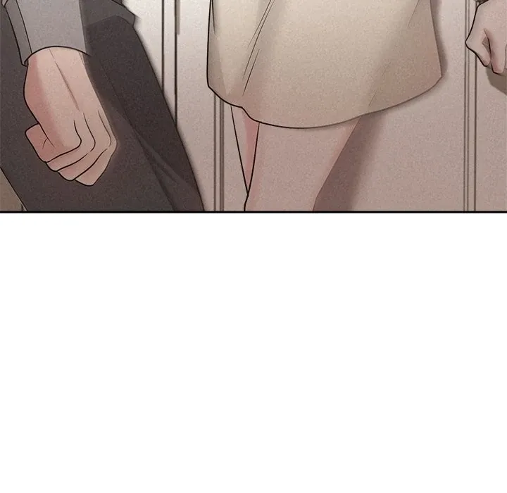 Read Suffocating Night chapter 11 image 12 on Lezhin