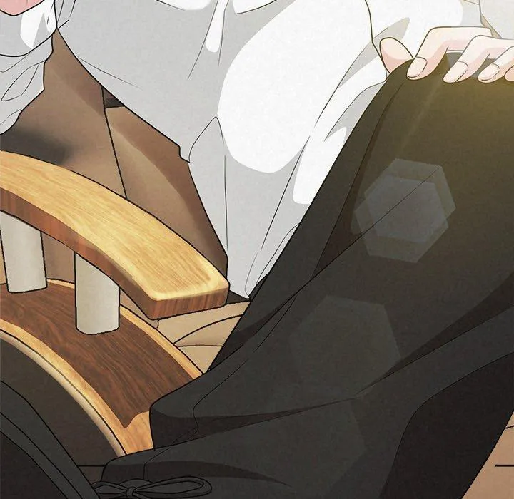 Read Suffocating Night chapter 5 image 25 on Lezhin