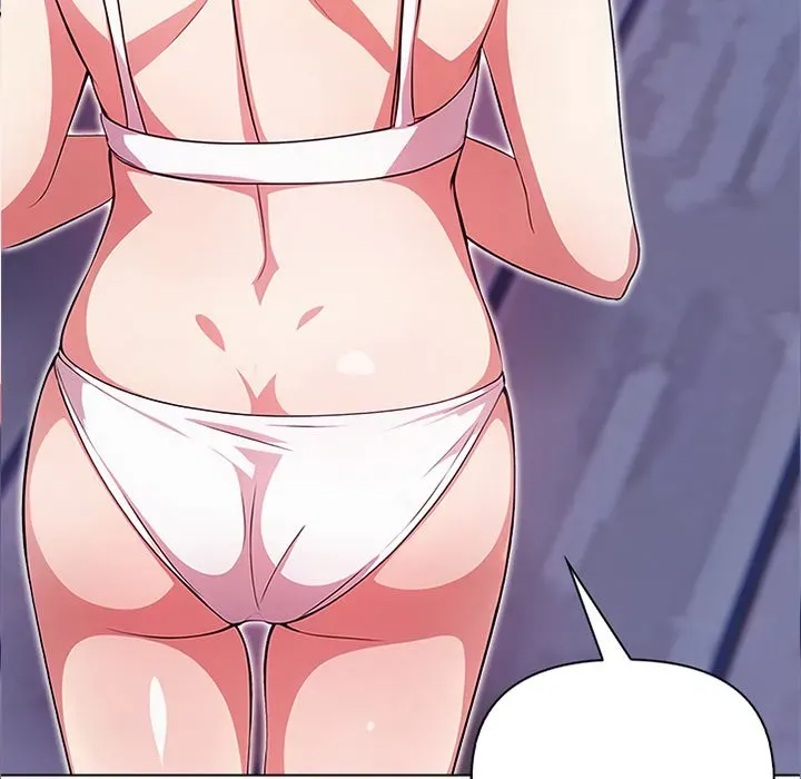 Read Sun-Kissed Seduction chapter 4 image 9 on Lezhin
