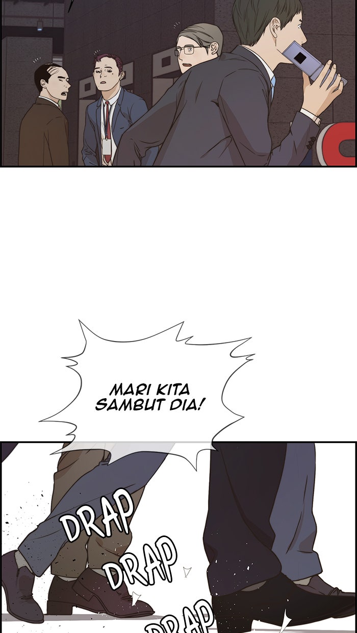 Read The Man chapter 53 image 31 on Lezhin