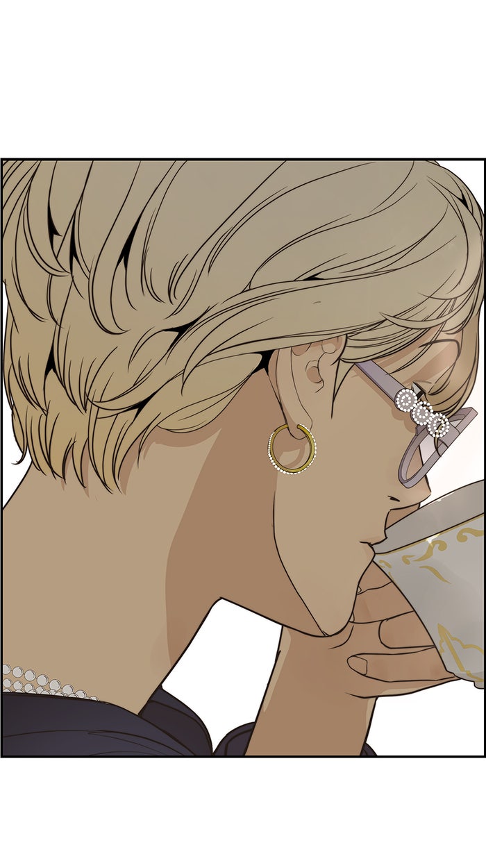 Read The Man chapter 55 image 24 on Lezhin