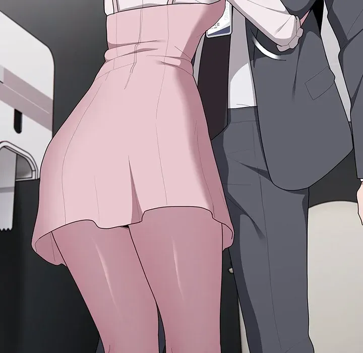 Read Troublesome Employee Warning chapter 19 image 24 on Lezhin