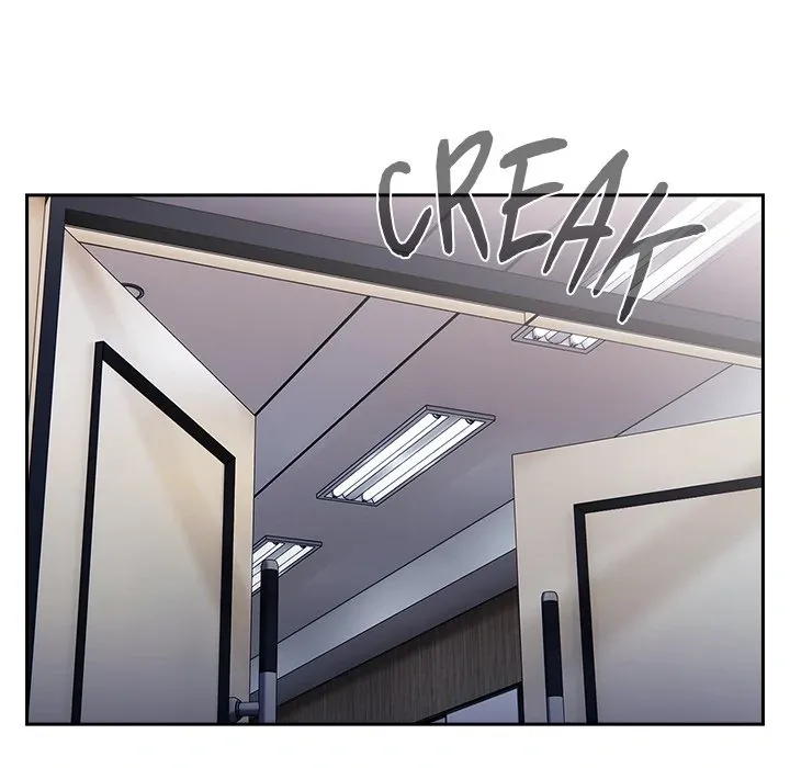 Read Troublesome Employee Warning chapter 31 image 113 on Lezhin