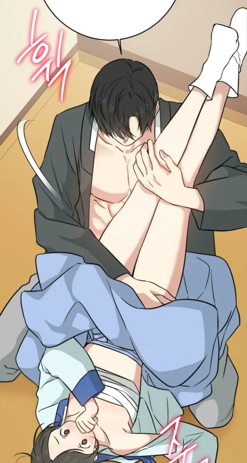 Read Truths Between Us chapter 4 image 44 on Lezhin