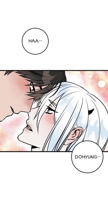 Read Two Moments chapter 19 image 45 on Lezhin