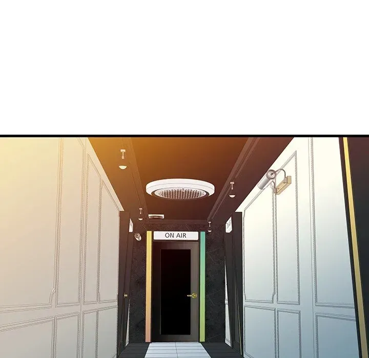 Read Two Wives chapter 26 image 9 on Lezhin