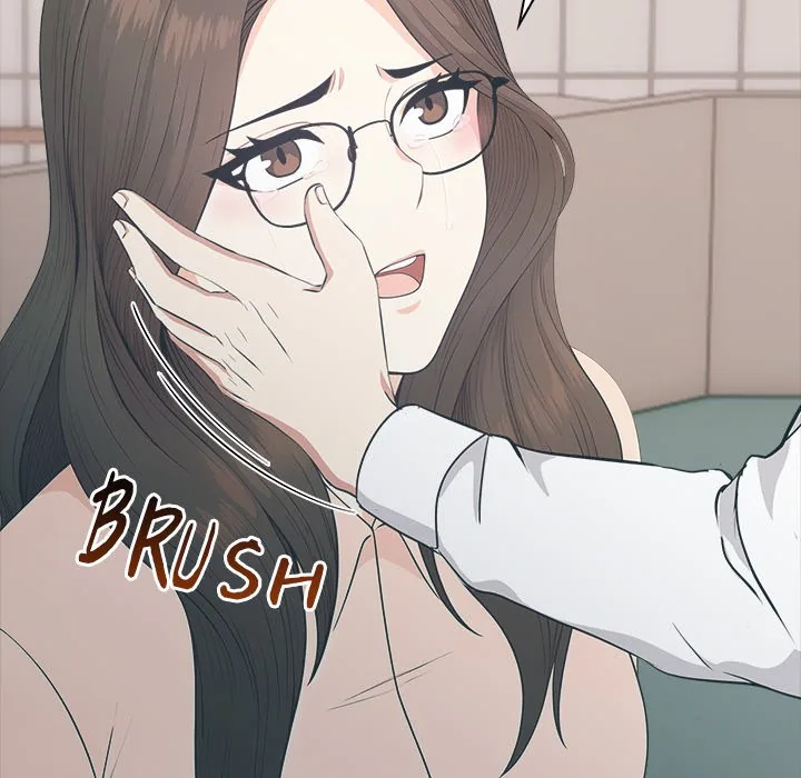 Read Under Her Desk chapter 10 image 156 on Lezhin