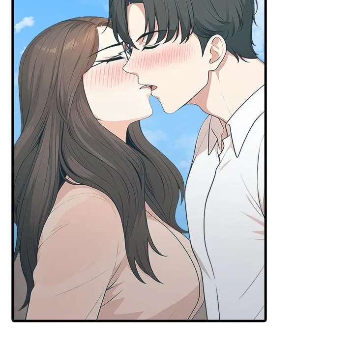 Read Under Her Desk chapter 11 image 31 on Lezhin