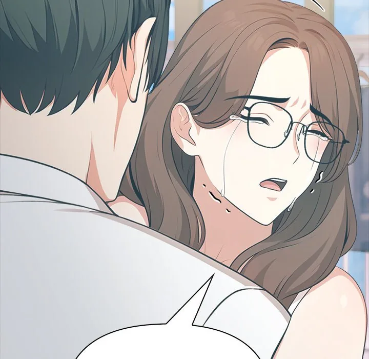 Read Under Her Desk chapter 18 image 55 on Lezhin