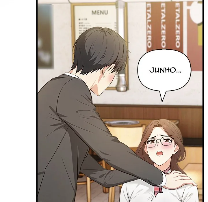 Read Under Her Desk chapter 3 image 12 on Lezhin
