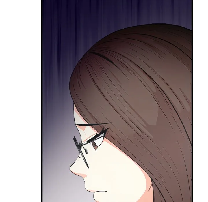 Read Under Her Desk chapter 4 image 24 on Lezhin