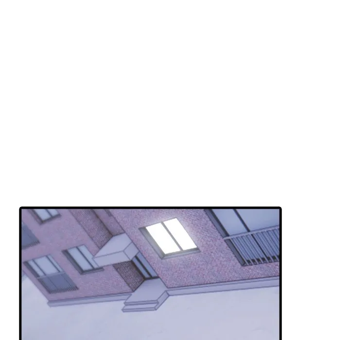 Read Under Her Desk chapter 4 image 8 on Lezhin