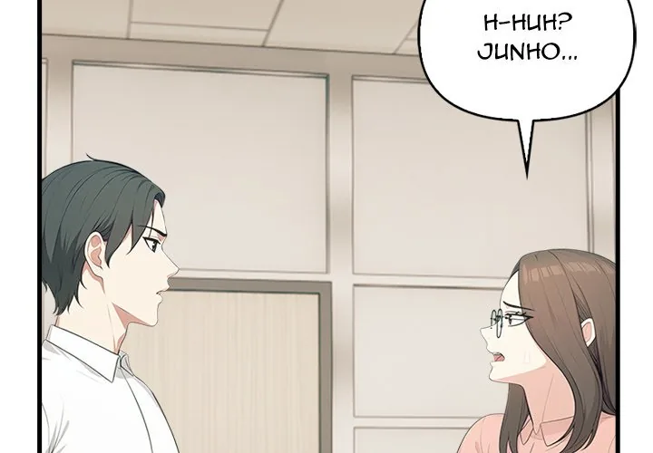 Read Under Her Desk chapter 5 image 3 on Lezhin