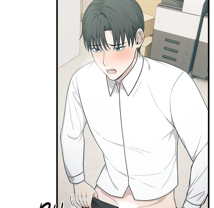 Read Under Her Desk chapter 5 image 33 on Lezhin