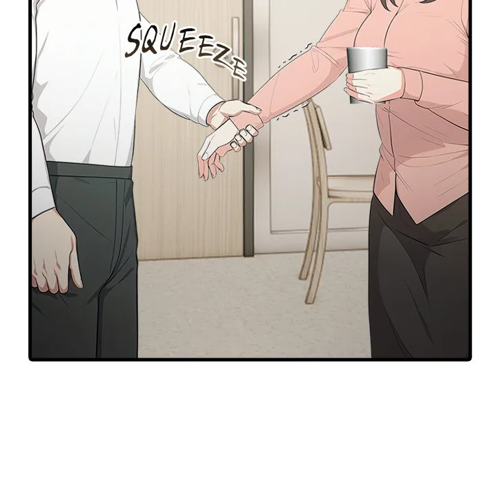 Read Under Her Desk chapter 5 image 4 on Lezhin