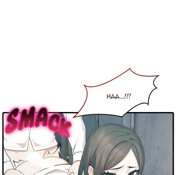 Read Under Her Desk chapter 7 image 27 on Lezhin