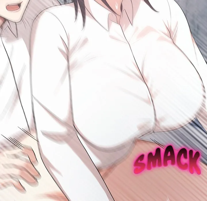 Read Under Her Desk chapter 7 image 6 on Lezhin
