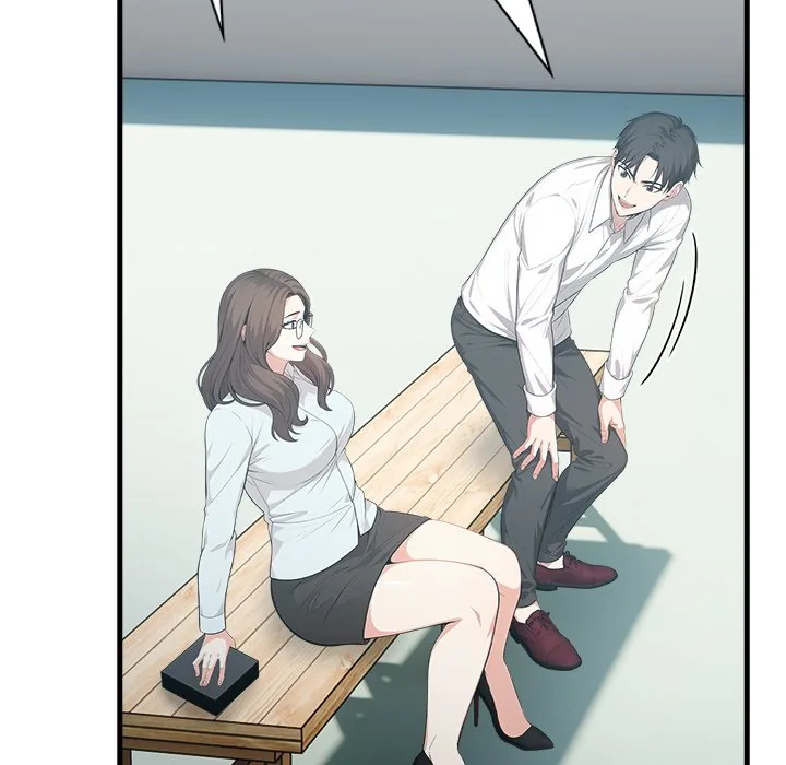 Read Under Her Desk chapter 8 image 39 on Lezhin