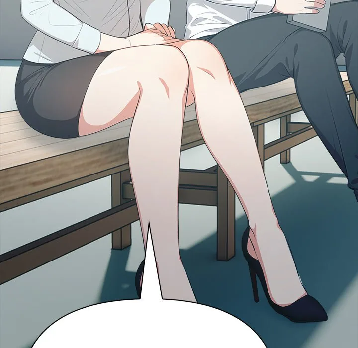 Read Under Her Desk chapter 8 image 61 on Lezhin