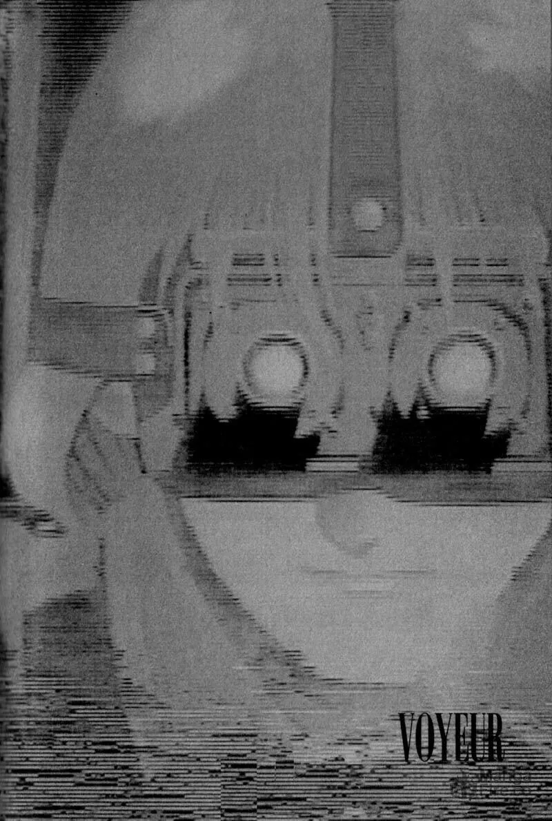 Read Voyeur chapter 1 image 2 on Lezhin